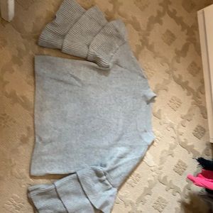 Gray endless rose sweater